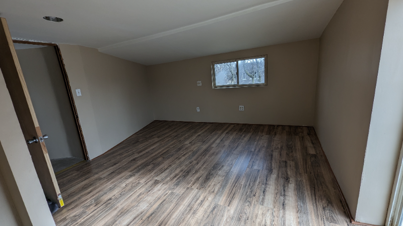 400 East Glen Park Avenue - Photo 7 of 11