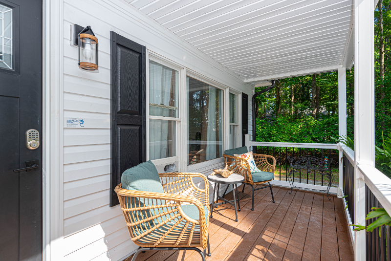 120 Robin Hood Trl - Photo 2 of 16