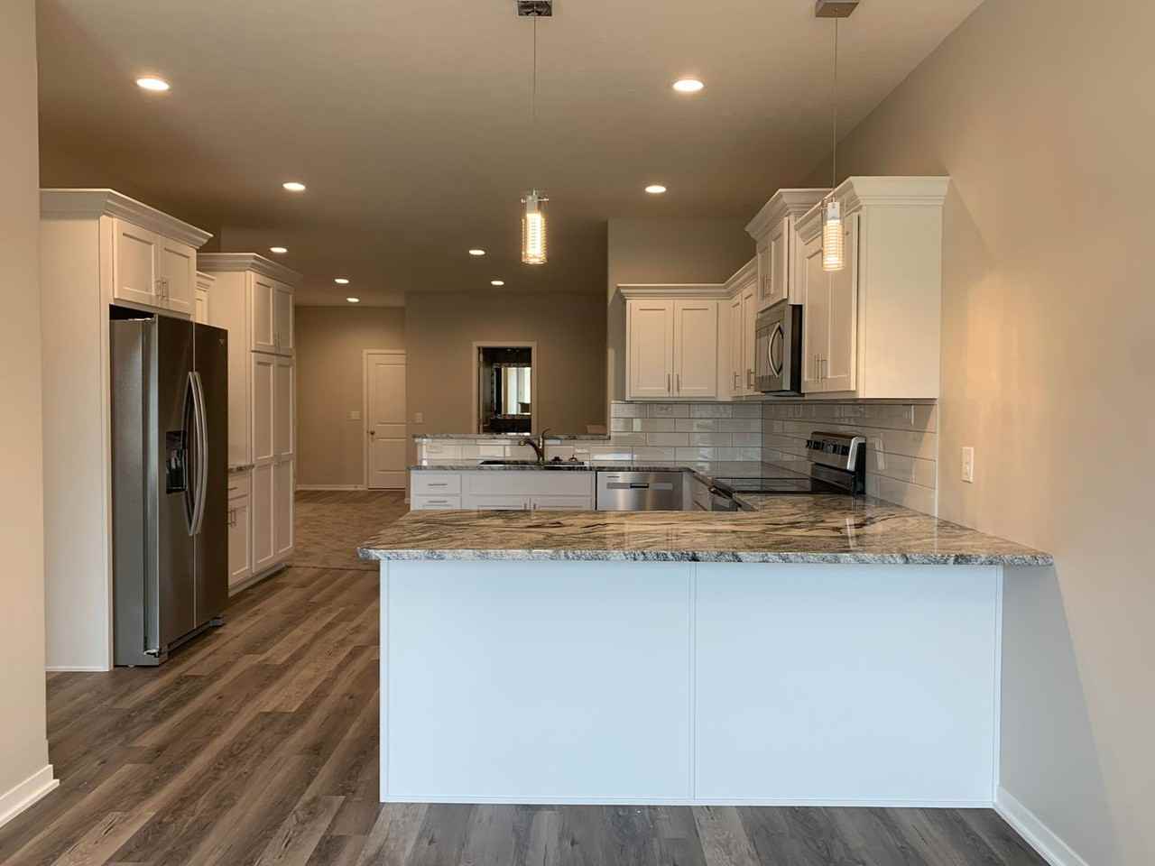 2005 Battista Pl - Photo 5 of 16