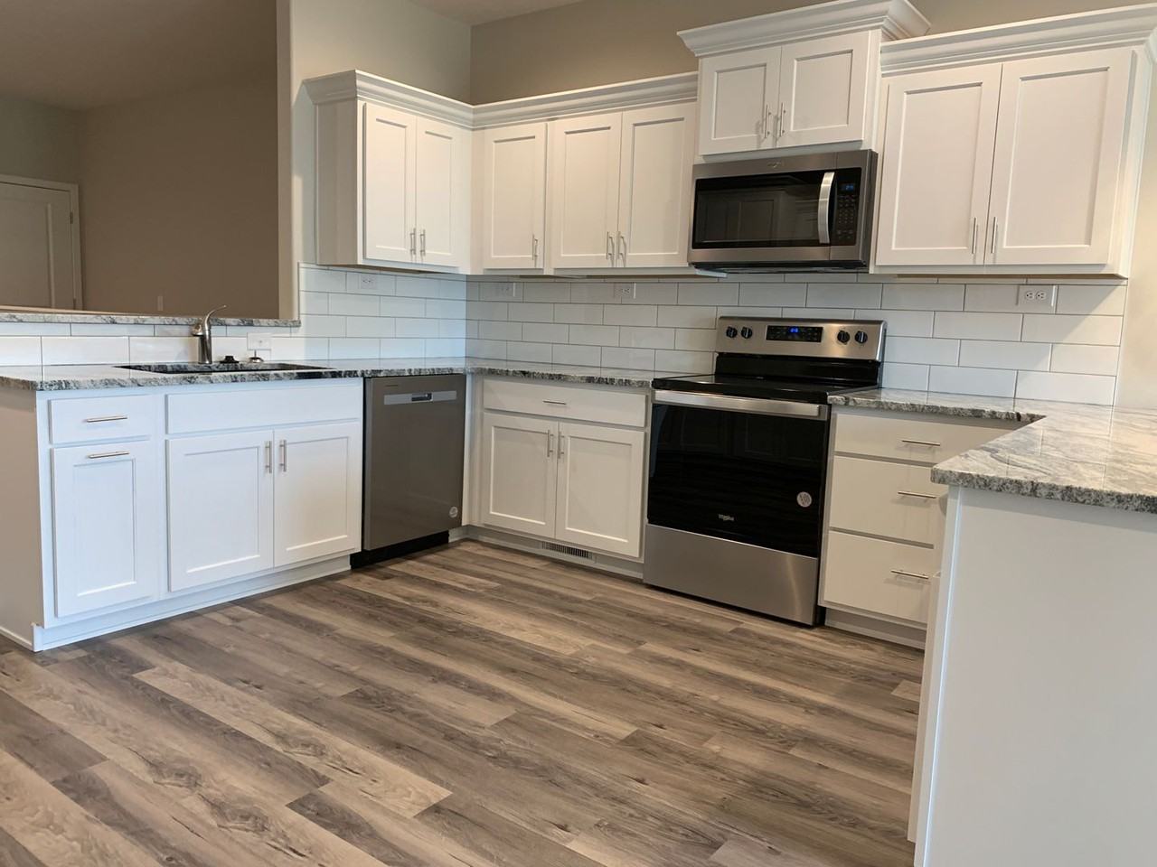 2005 Battista Pl - Photo 6 of 16