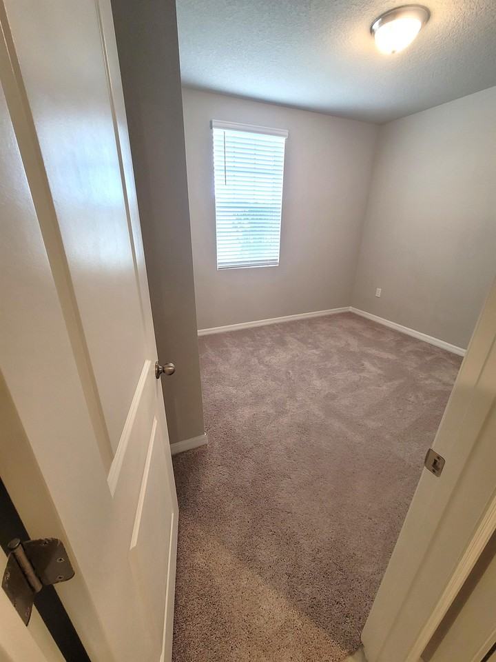 Bark Ridge Dr #1 - Photo 6 of 42