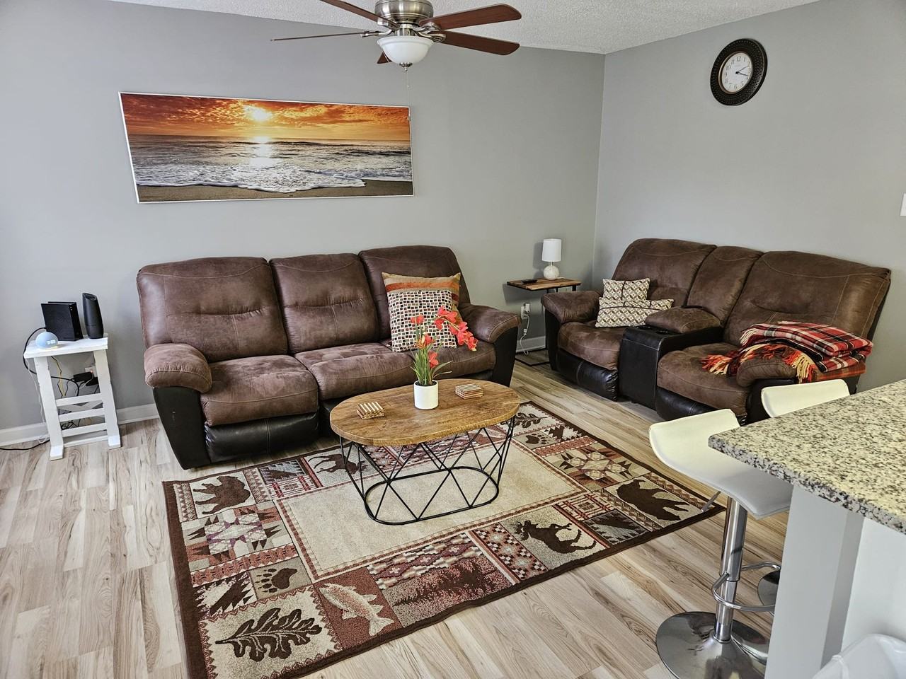 1301 Mountain Meadows Way #1301 - Photo 3 of 36