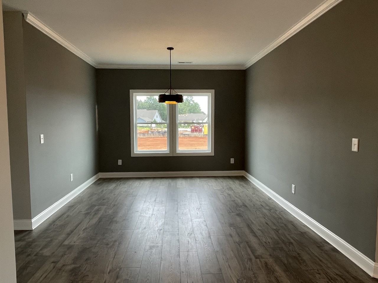 181 Hanover Ct #NA - Photo 2 of 10