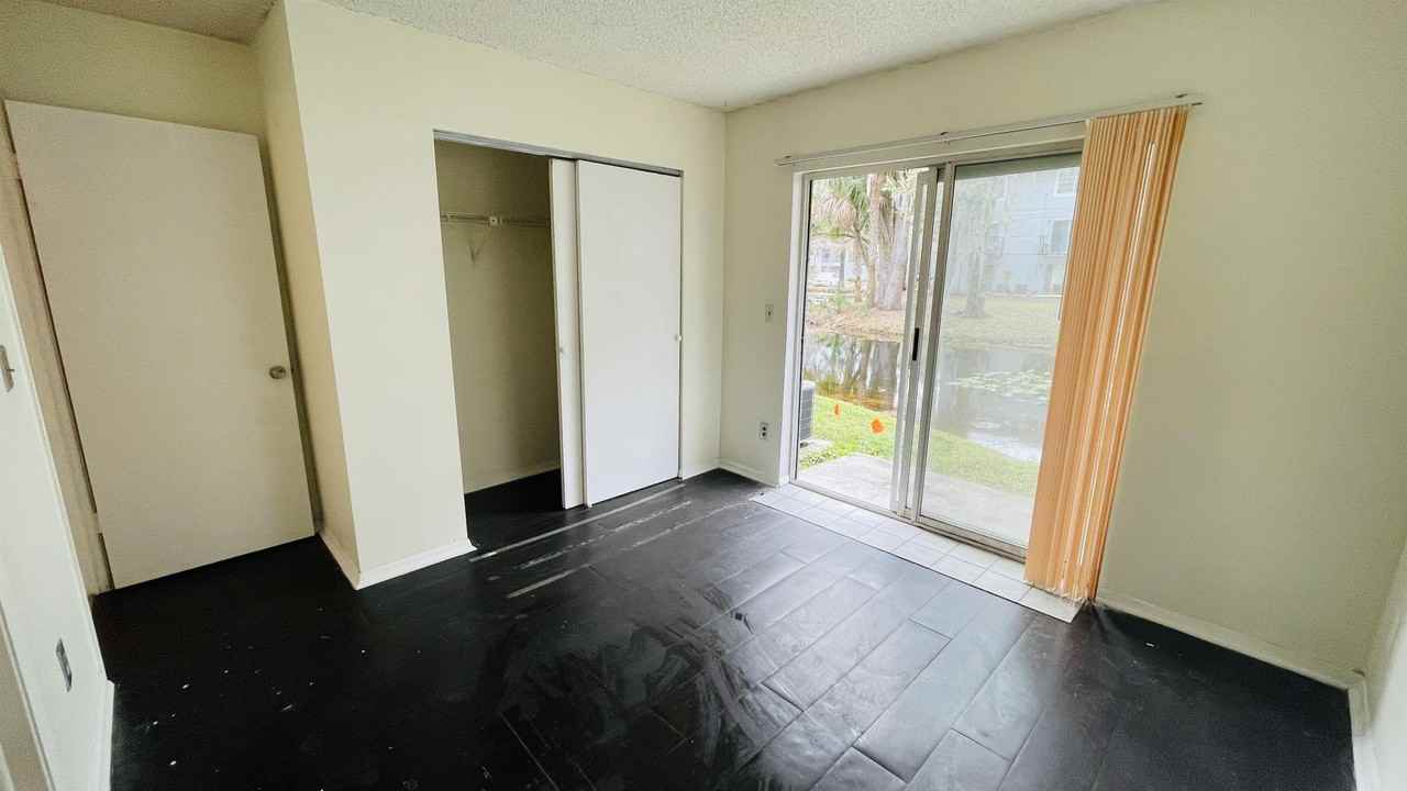 7120 Waterside Dr #106 - Photo 6 of 17