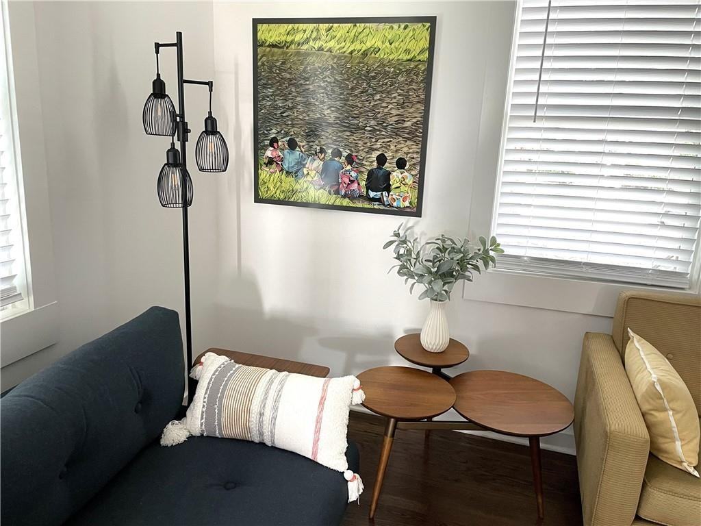 367 Ashley Ave Ne - Photo 6 of 50