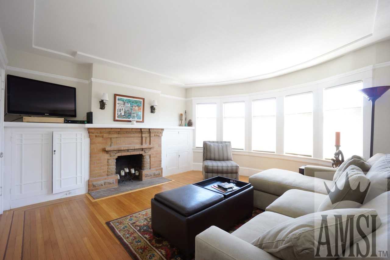 430 Capistrano Avenue - Photo 2 of 13