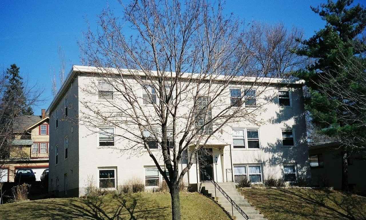 1231 St Clair Avenue - Photo 2 of 11