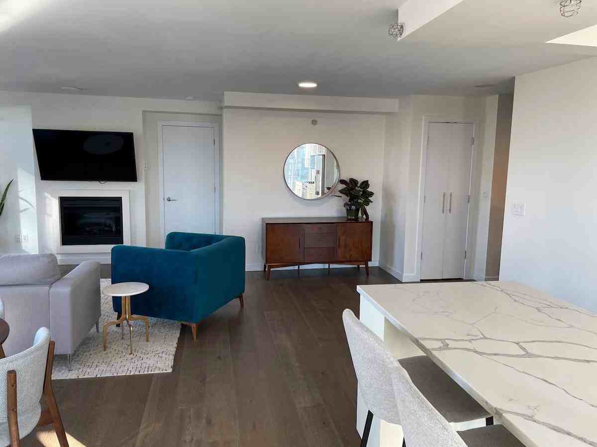 1225 Richards Street #2304 - Photo 5 of 13