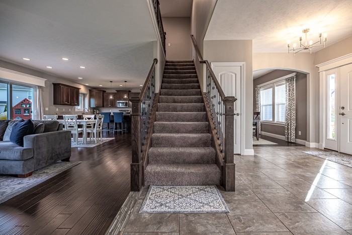 3215 W Cypress Creek Dr - Photo 3 of 50