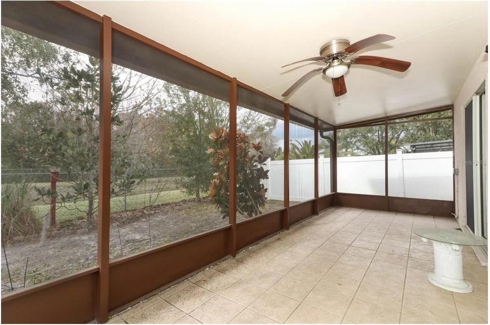 1320 Silverthorn Dr #NA - Photo 2 of 6