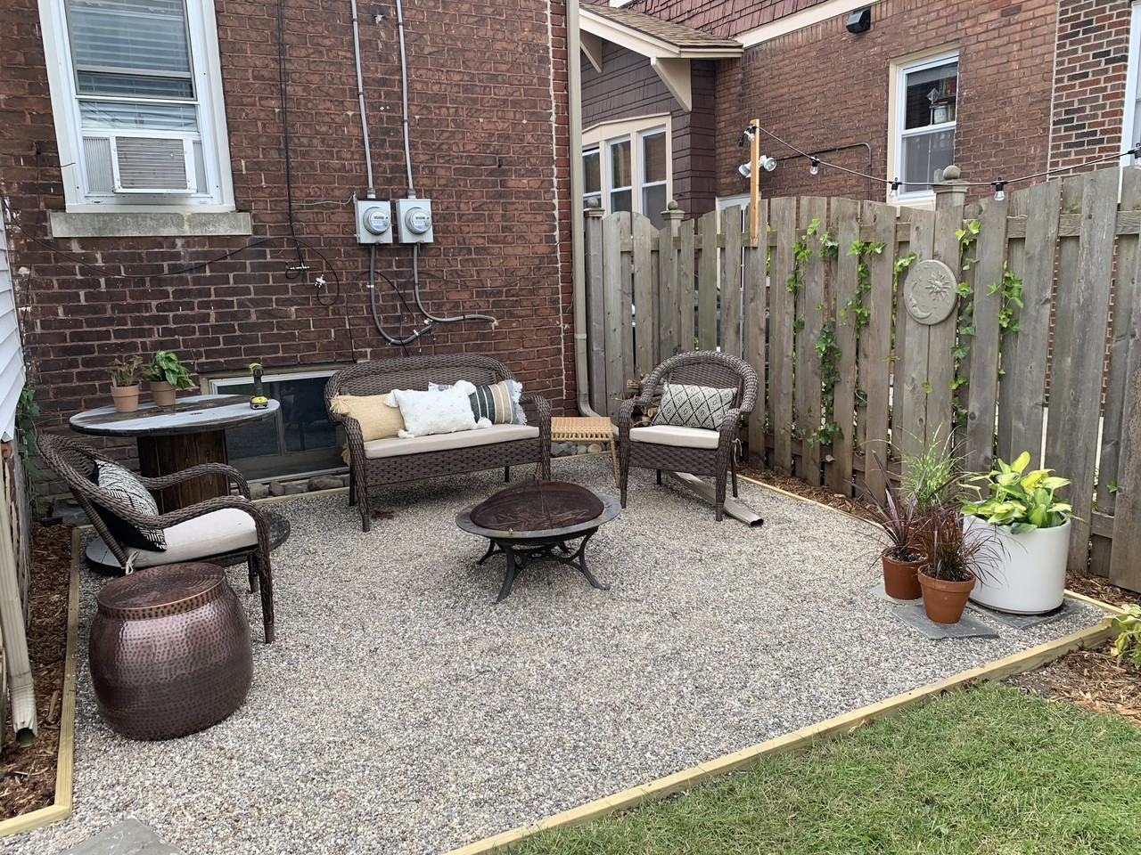 1236 Beaconsfield Ave #1 - Photo 3 of 15