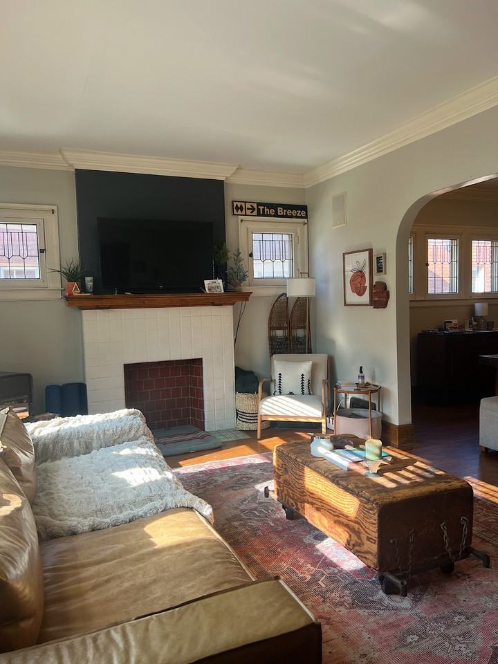 1236 Beaconsfield Ave #1 - Photo 5 of 15