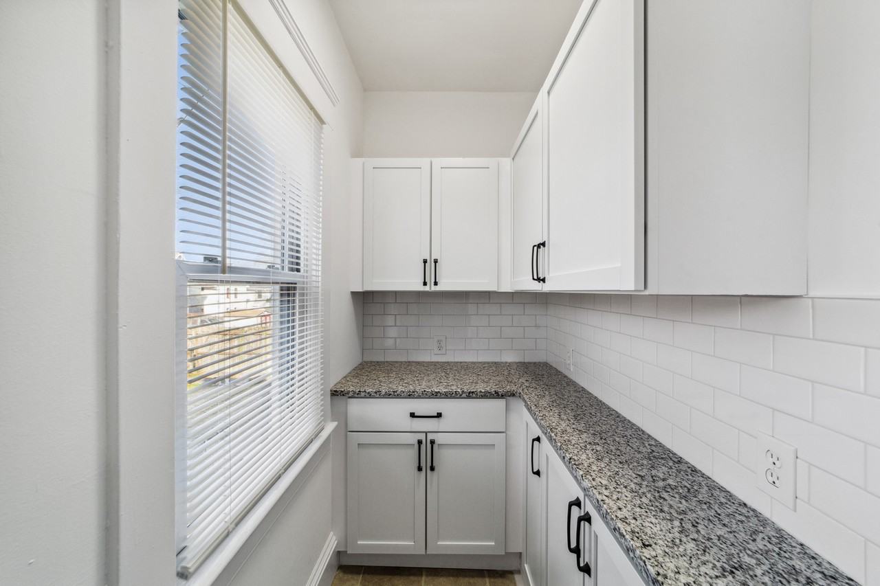 1356 W 58th St #A - Photo 2 of 23