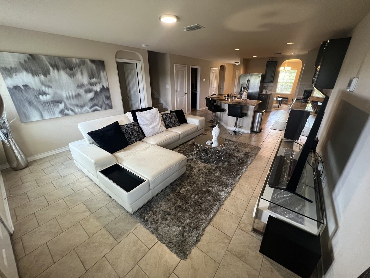 Dove Cyn #NA - Photo 5 of 31