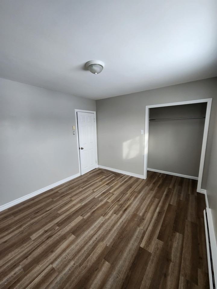 189 Preston St A, Timmins, ON P4N 3N4 2 Bedroom Apartment for 750