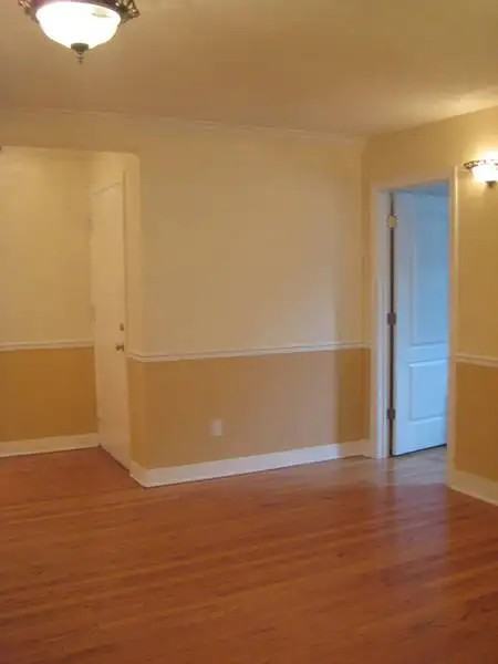 606 O'Connor Street - Photo 2 of 7