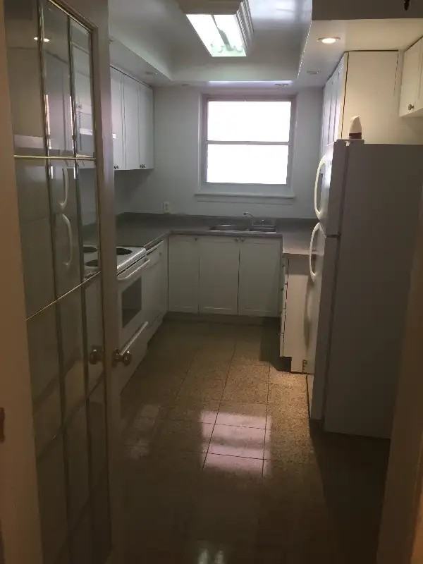 606 O'Connor Street - Photo 3 of 7