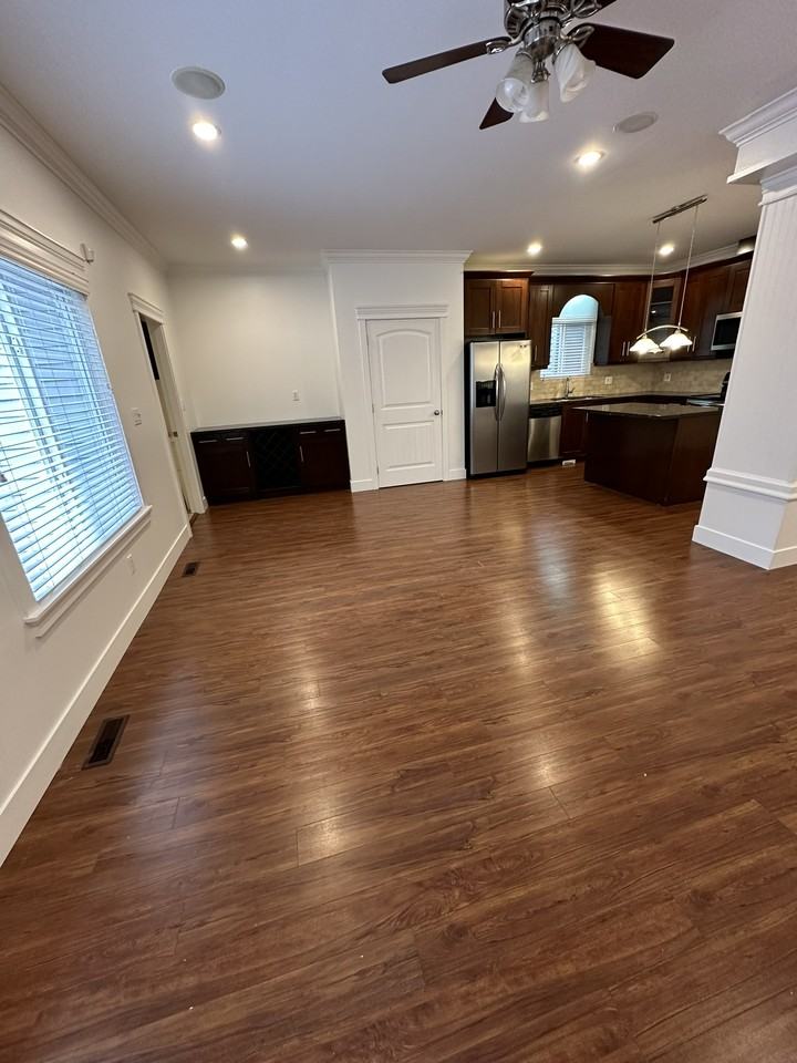 15078 60 Avenue - Photo 2 of 34