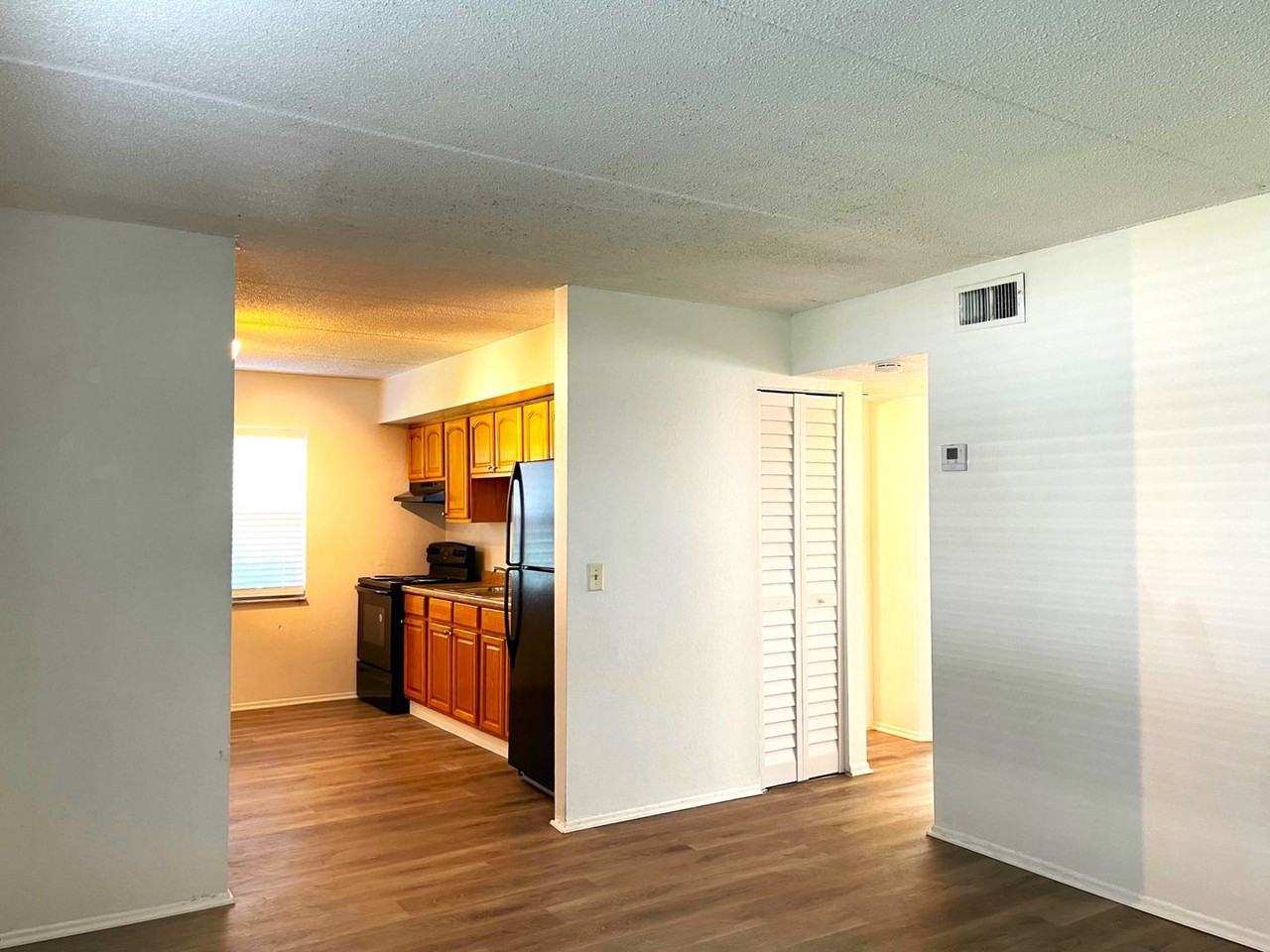 731 Michigan Ct - Photo 5 of 18