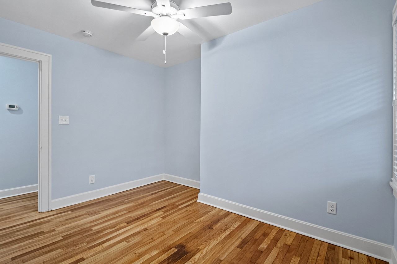 211 W 51st Ter #2 - Photo 5 of 20