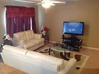 2413 Deerfield Blvd - Photo 4 of 16
