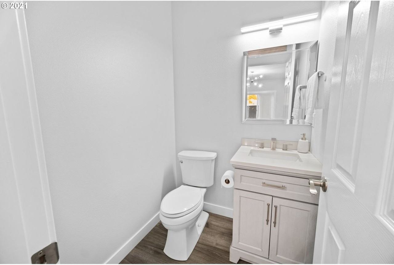 12810 Ne 49th Way - Photo 5 of 18