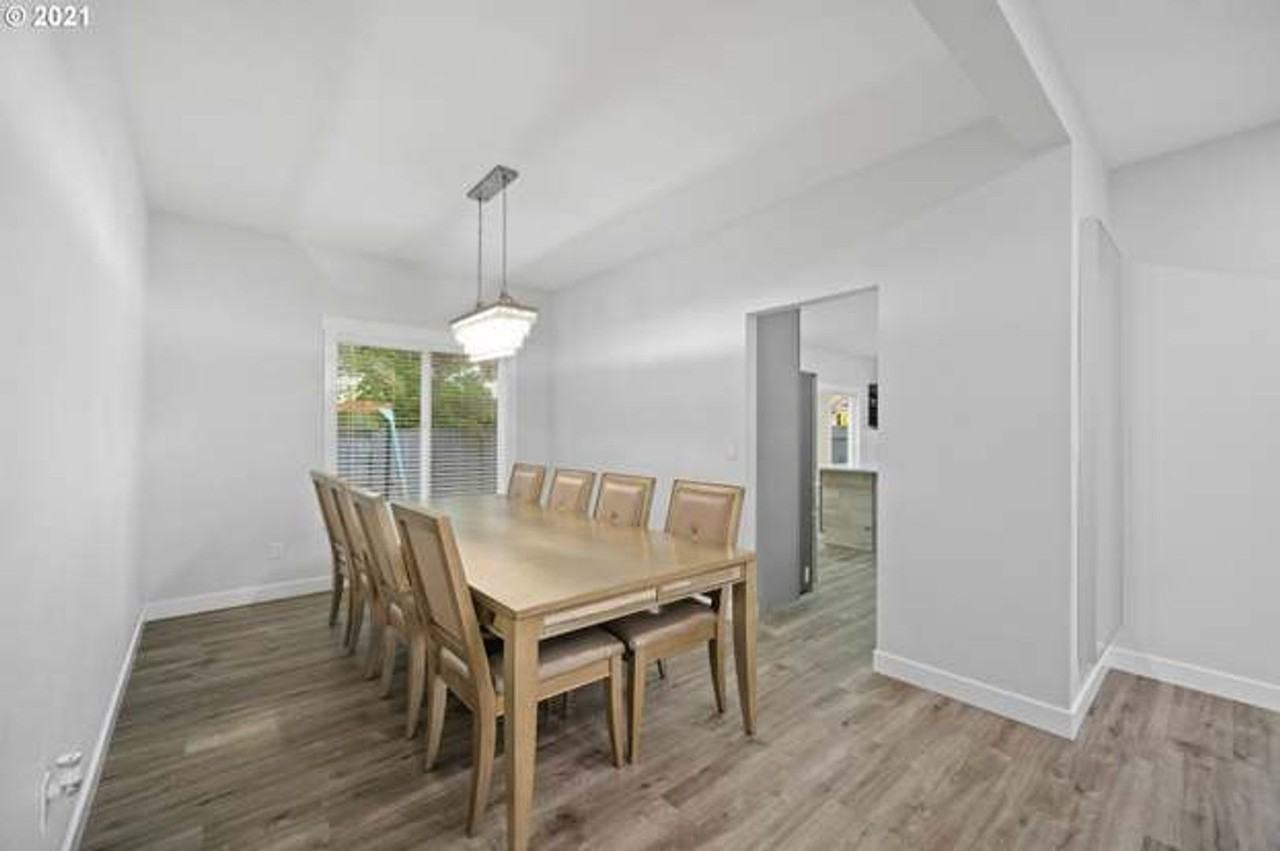 12810 Ne 49th Way - Photo 7 of 18