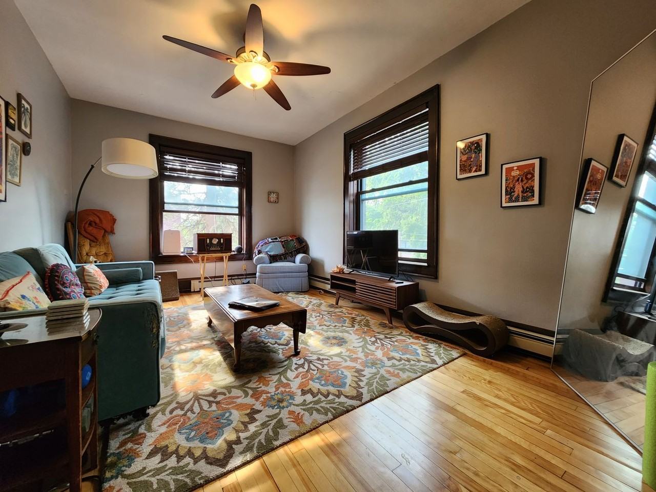 2200 Dupont Ave S - Photo 2 of 14