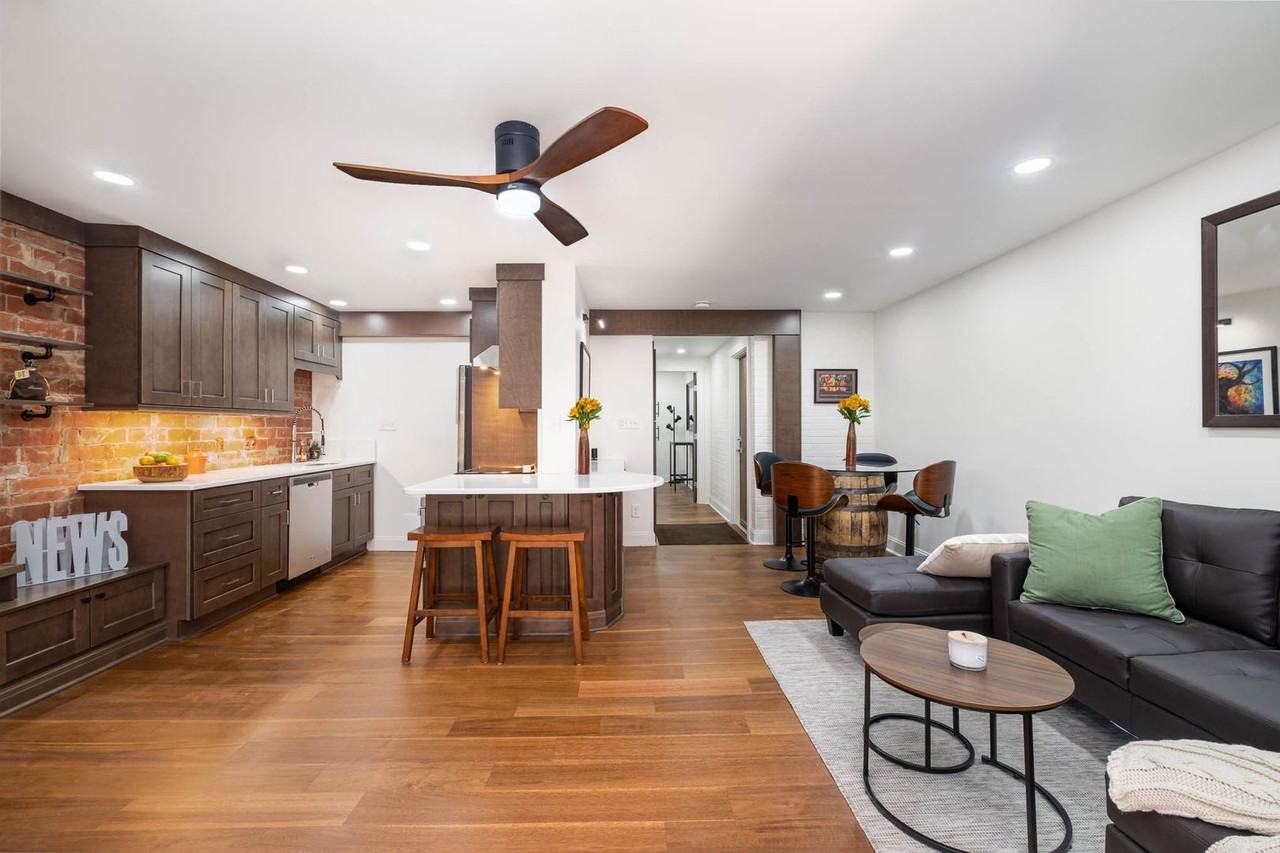 400 Queens Rd Apt D6 - Photo 2 of 19