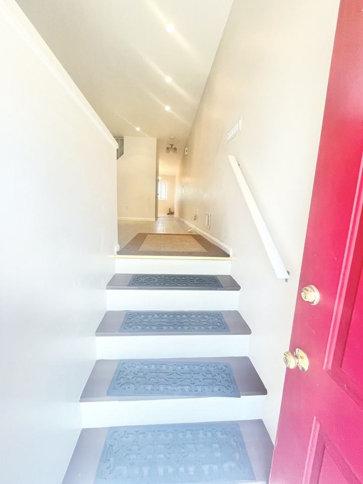 506 Tarrytown Avenue - Photo 2 of 15