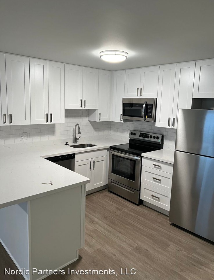 3419 14th ave w - Photo 2 of 18