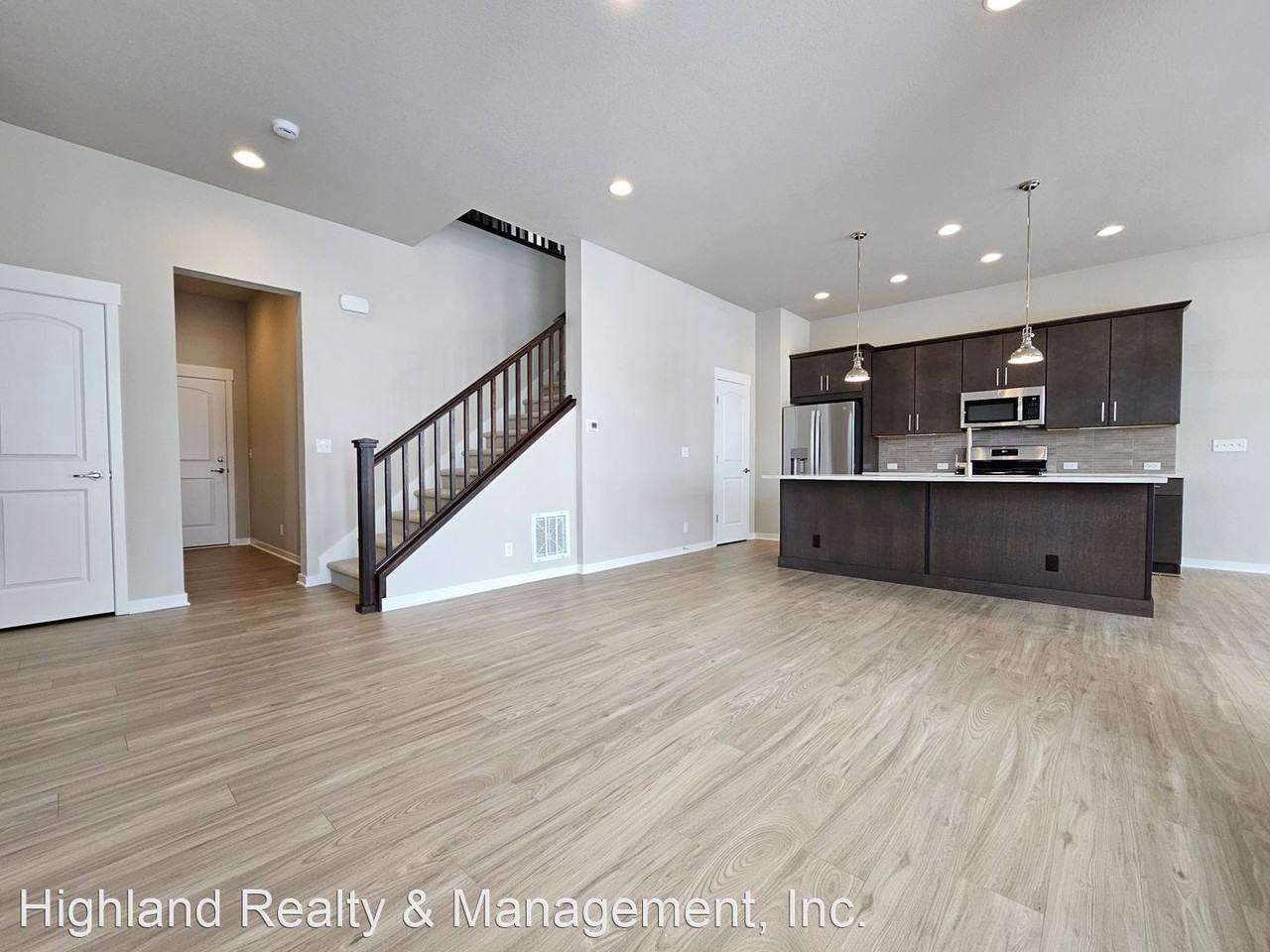 2718 W 167th Pl - Photo 2 of 25