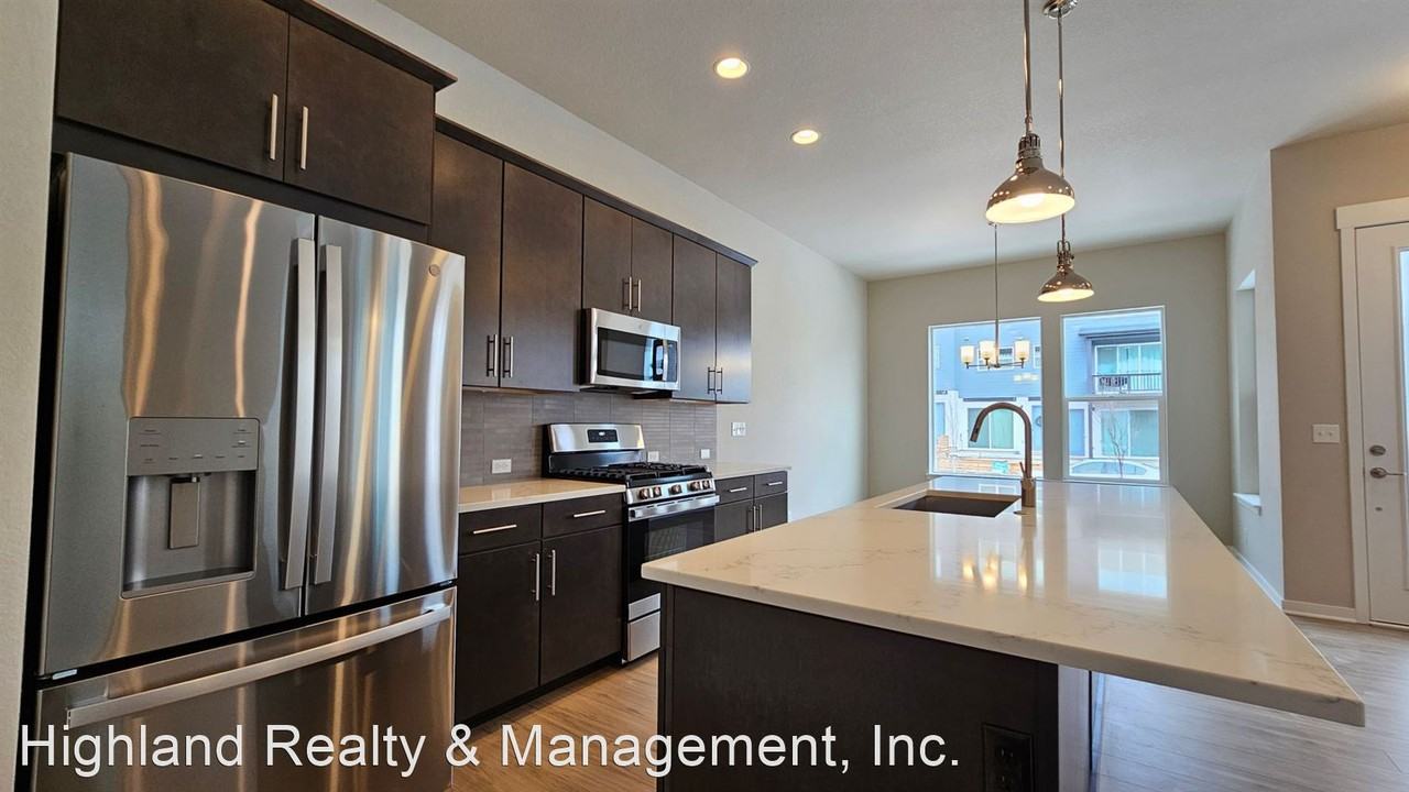 2718 W 167th Pl - Photo 3 of 25