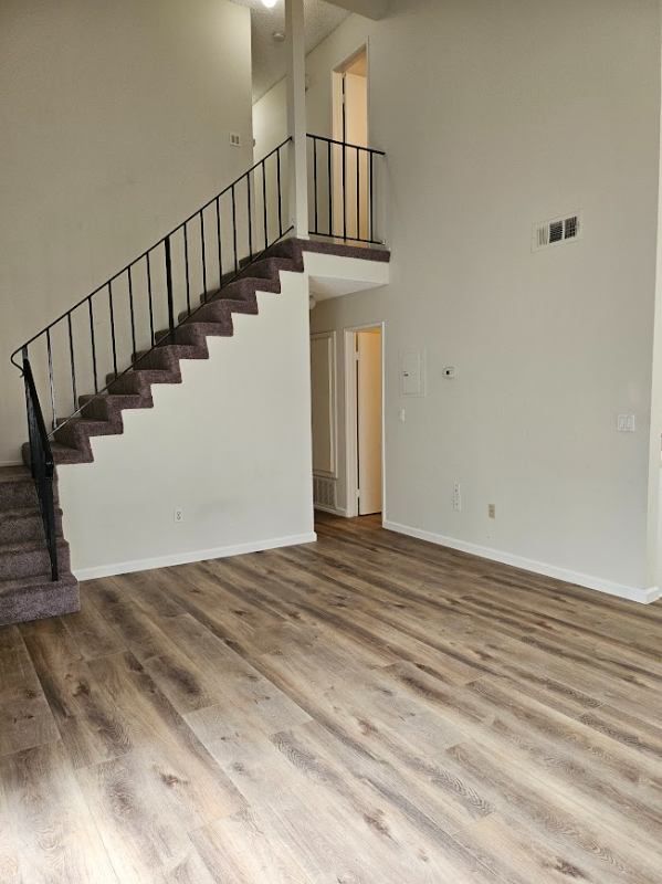 3111 Jaguar Way #D - Photo 3 of 13