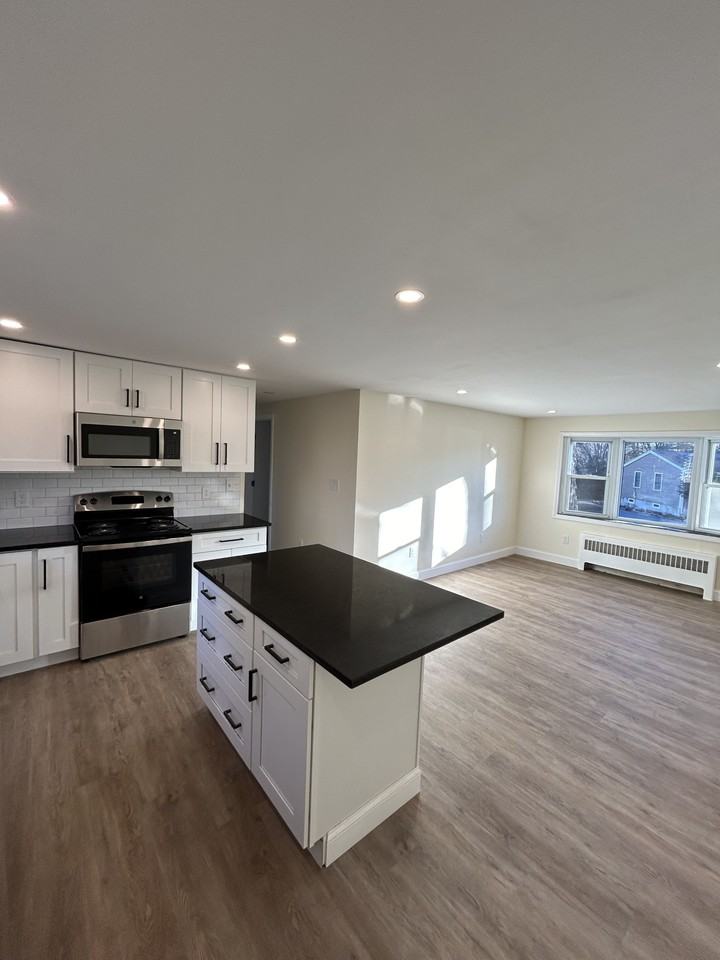 36 Eliot Rd #36 - Photo 3 of 15