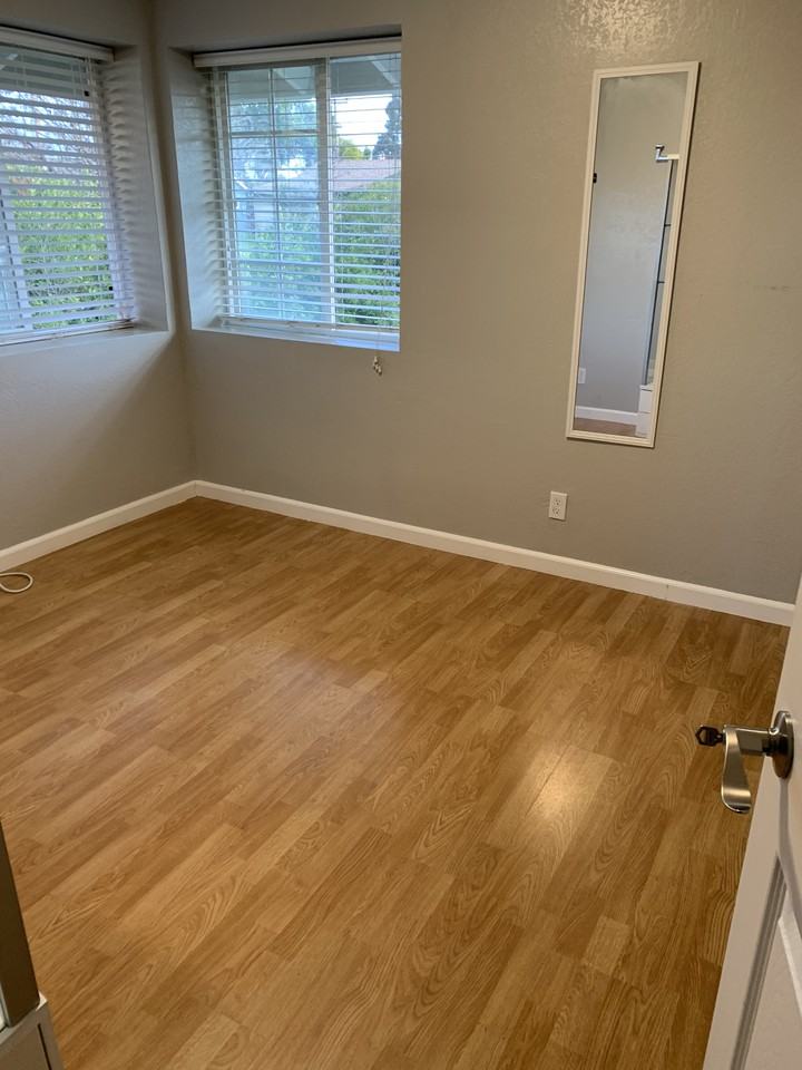 3647 Wilmington Rd - Photo 3 of 4