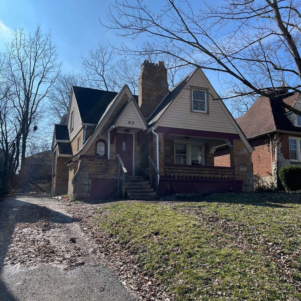 212 Marathon Ave, Dayton, OH 45405 4 bedroom House Rental Zumper