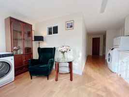 featured image of 2530 W 21st Ave