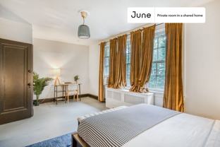 2716 Woodley Pl Nw #C - Photo 1 of 1