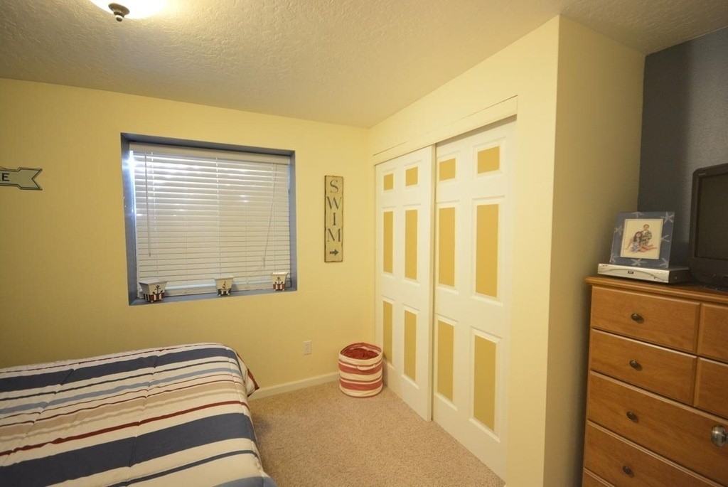 2961 W Wilbur Ave - Photo 7 of 14