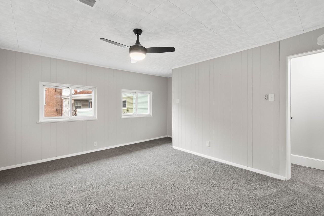 84 S 26th St - Photo 7 of 33