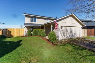 5014 Ne 152nd Ct - Photo 1 of 1