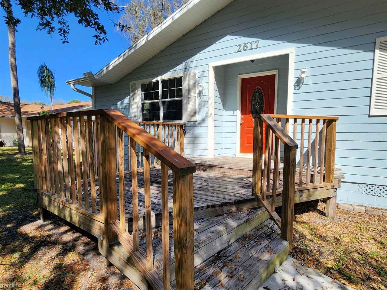 2617 Pine Tree Dr - Photo 2 of 12