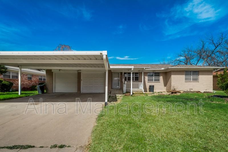 5413 Ammons St - Photo 2 of 20