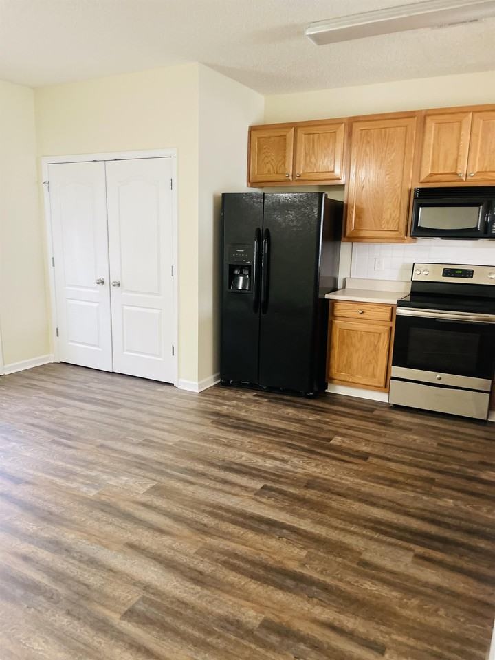 7635 Commerce Ct #1 - Photo 5 of 21