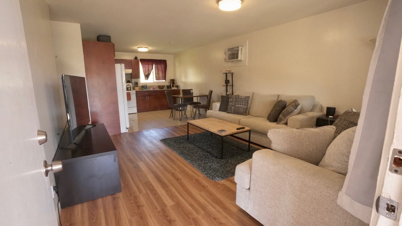 1204 Kuokoa St #NA - Photo 2 of 8