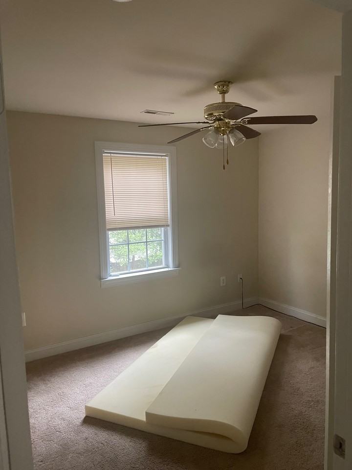 100 Morton Ct #NA - Photo 3 of 5