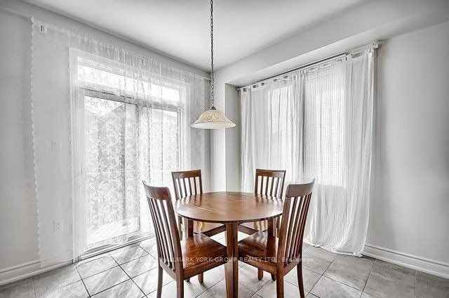 13 Manor Hampton Street - Photo 3 of 10