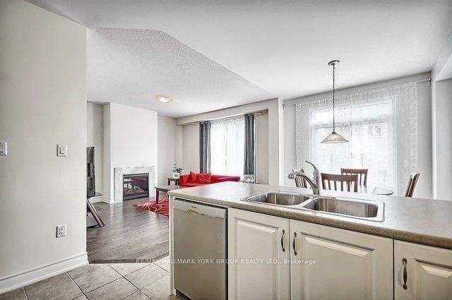 13 Manor Hampton Street - Photo 2 of 10