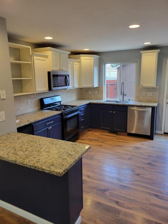 2062 S Gourley St - Photo 2 of 10